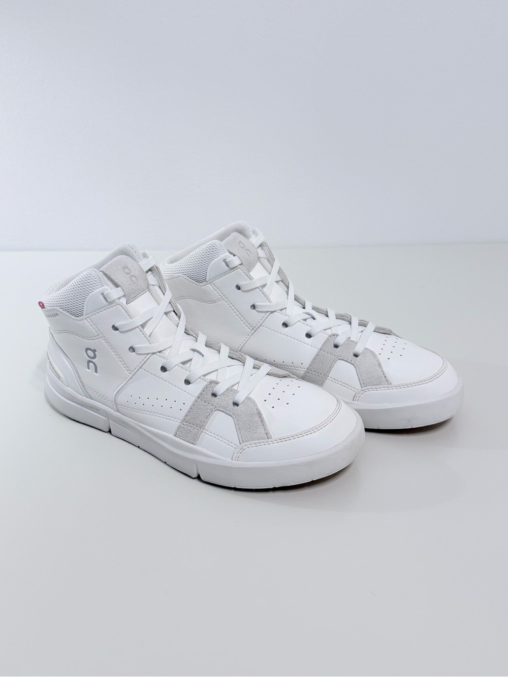 On Cloud The Roger Clubhouse Mid Sneakers White Sand 8